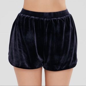 Buy 3 for 30$ bundle - Velvet Shorts